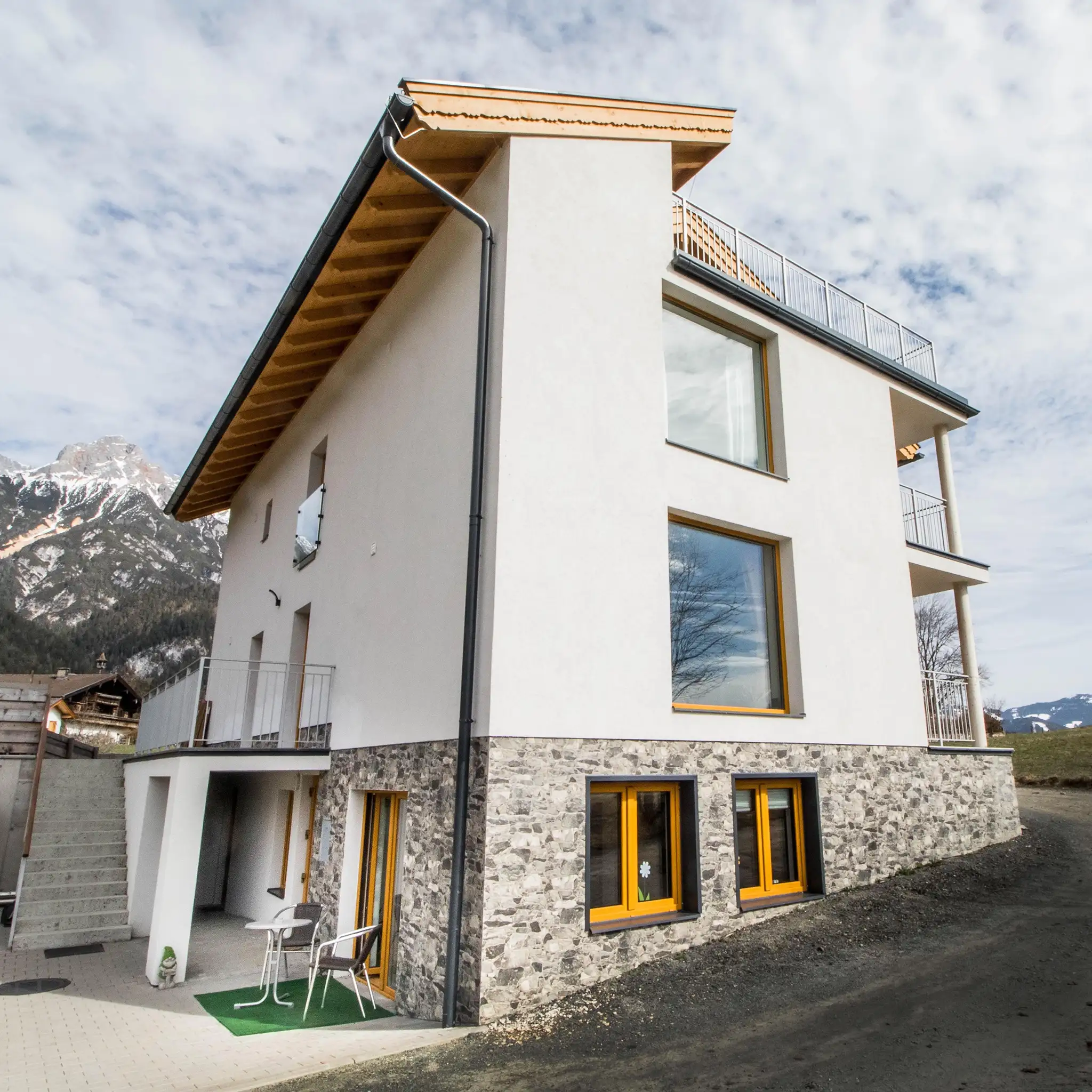 Vnější pohled na Schwarm Haus Apartment v Saalfeldenu